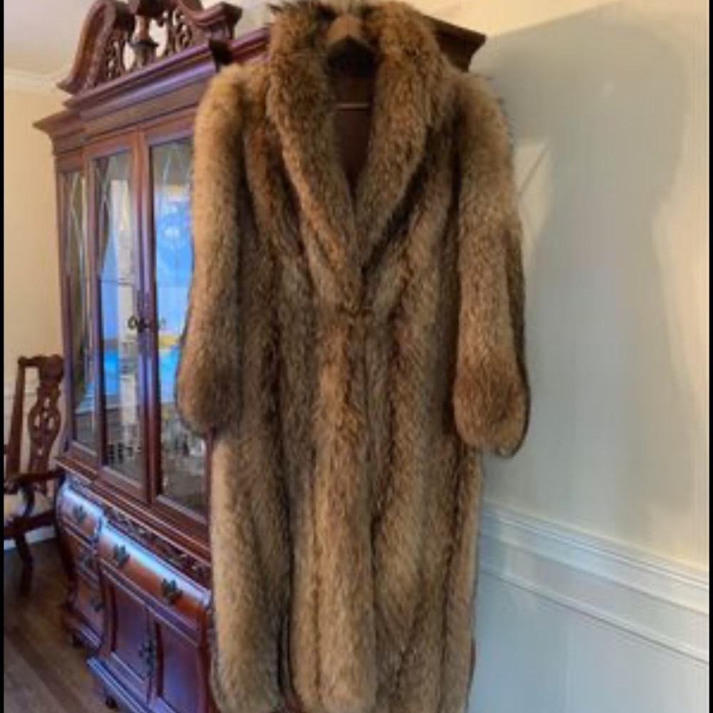 Mint condition Full length real raccoon coat - L/XL